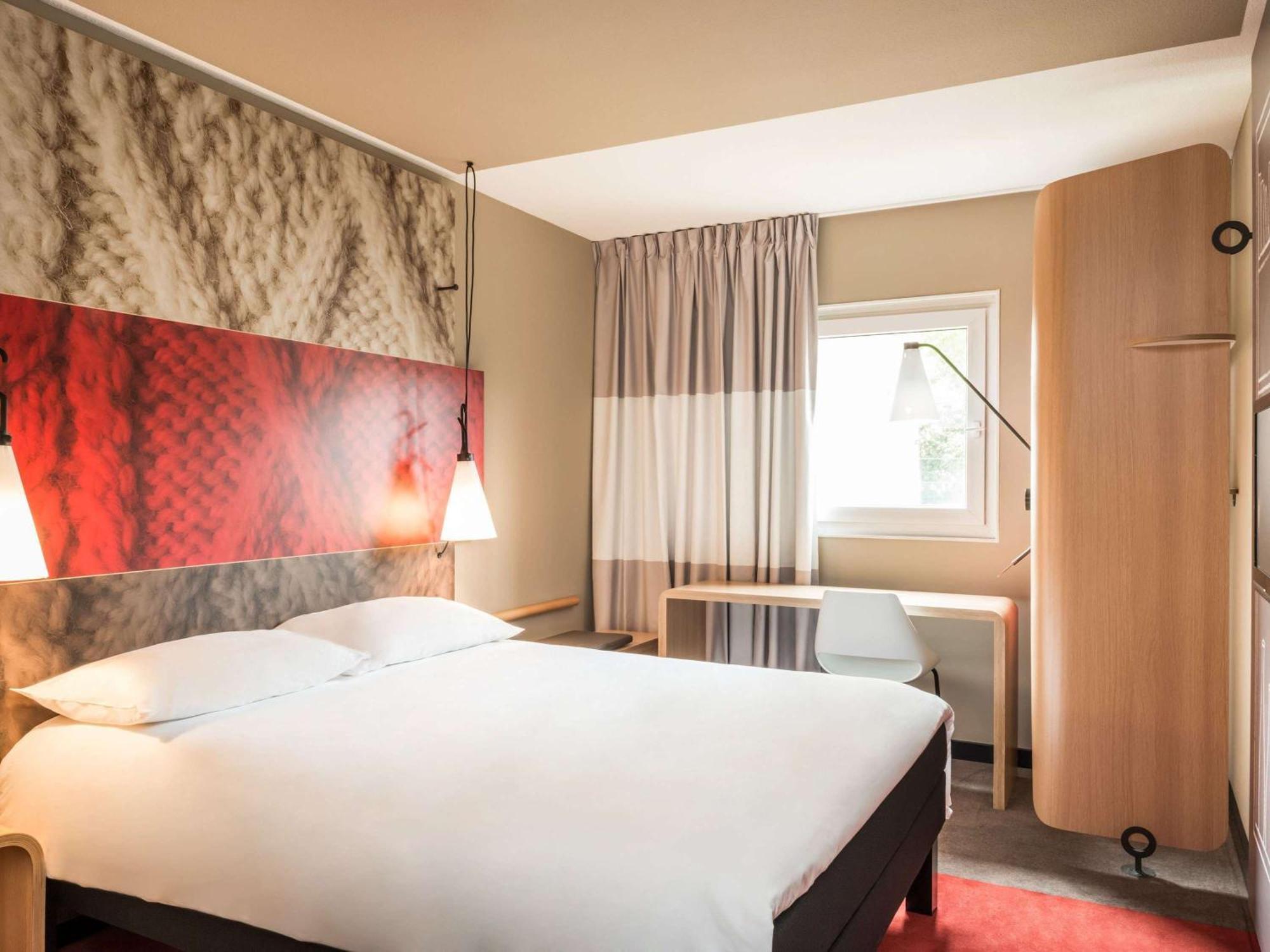 Ibis Paris Rueil Malmaison Kültér fotó